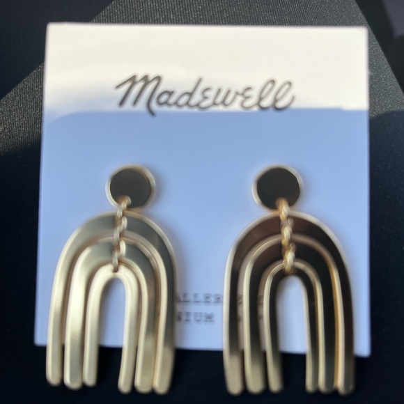 Madewell Stacked Arch Statement Earrings $36.00 gold hypoallergenic titanium - Picture 4 of 5